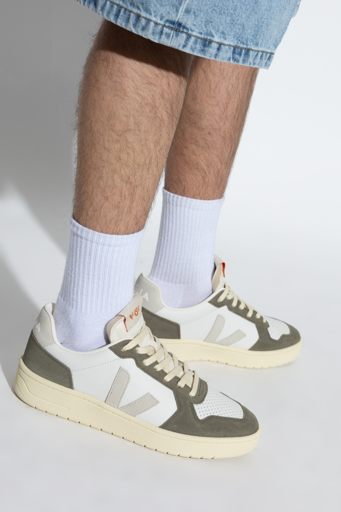 スニーカー VEJA SNEAKER \"V-82\" Veja Sports shoes `V-82` | Men's Shoes | Vitkac